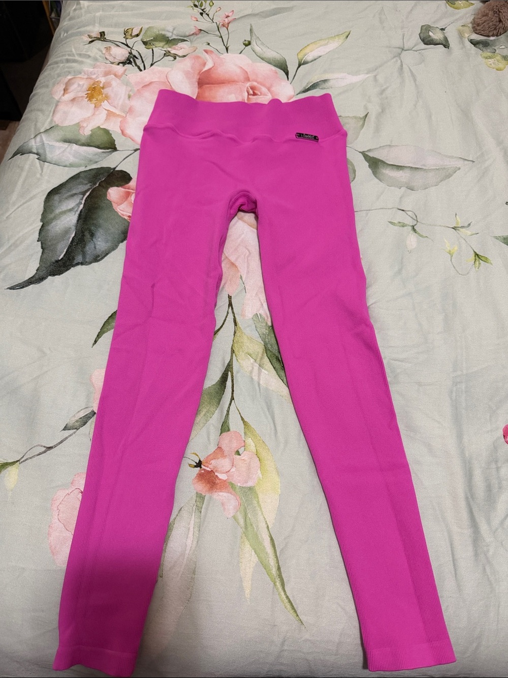 Bombshell Sportswear Vibrant Fuchsia Kids Leggings